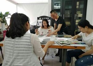 走進(jìn)深圳市民中心油畫精品班 開啟藝術(shù)之旅，繪就城市色彩